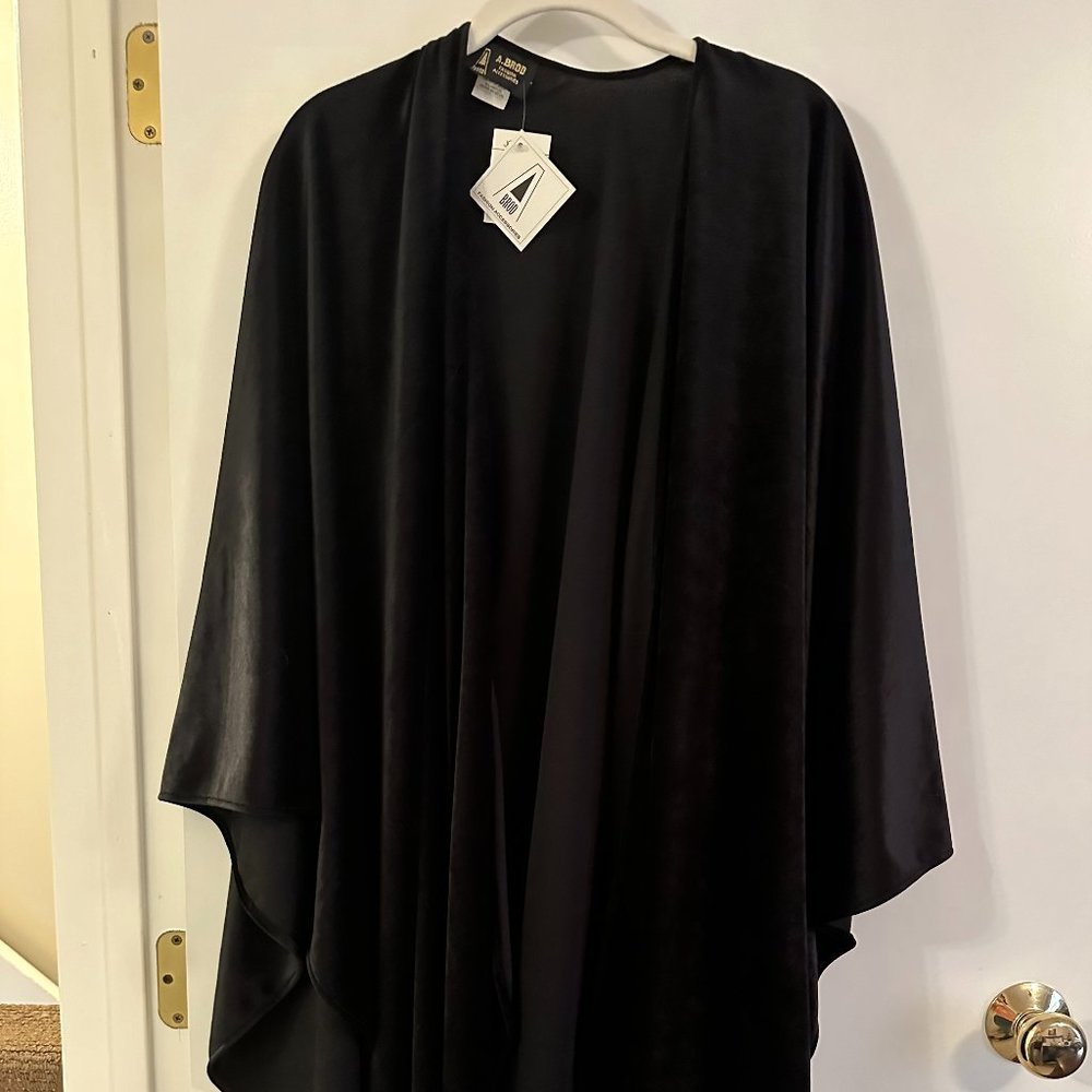 NWT black velvet cape outer layer